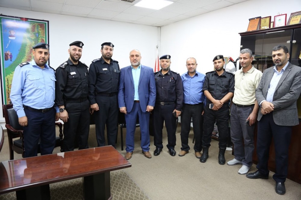 وزارة الاسرى تعزز تعاونها مع  شرطة الحراسات وأمن المؤسسات