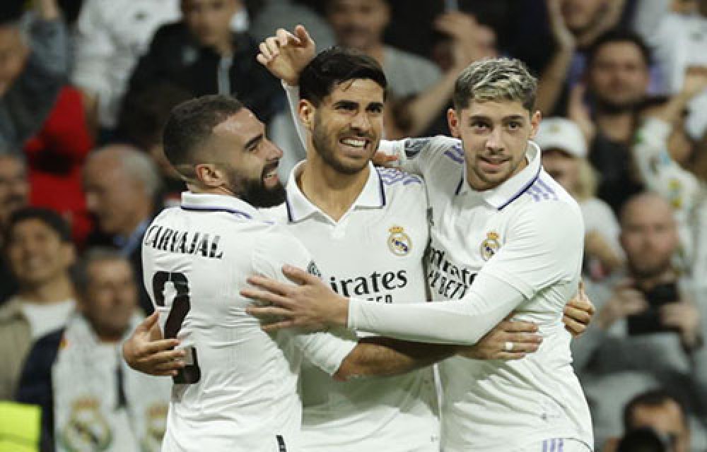 دوري الأبطال: خماسية تضع ريال مدريد في القمة
