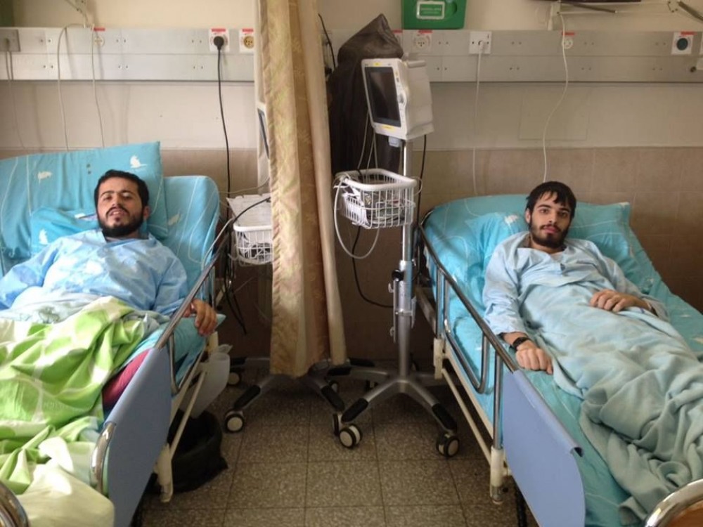 الأسيران شديد وأبو فارة داخل المستشفى 
