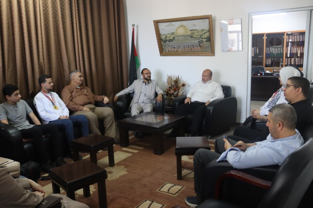 الوكيل خلة يشيد بحصول فريق الطهي الفلسطيني على الكأس الفينيقية ببيروت