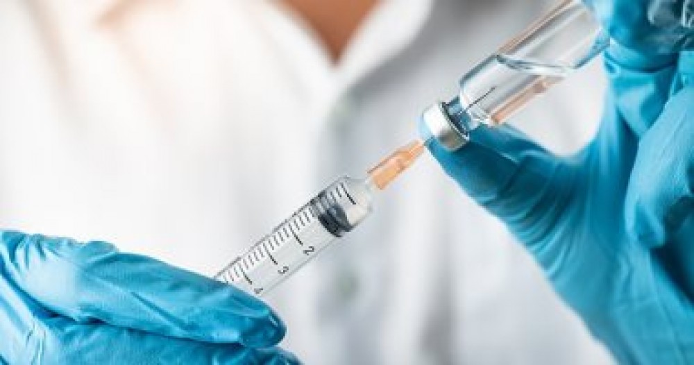 علماء يستخدمون لقاح الحصبة لتقوية مناعة الجسم ضد كورونا