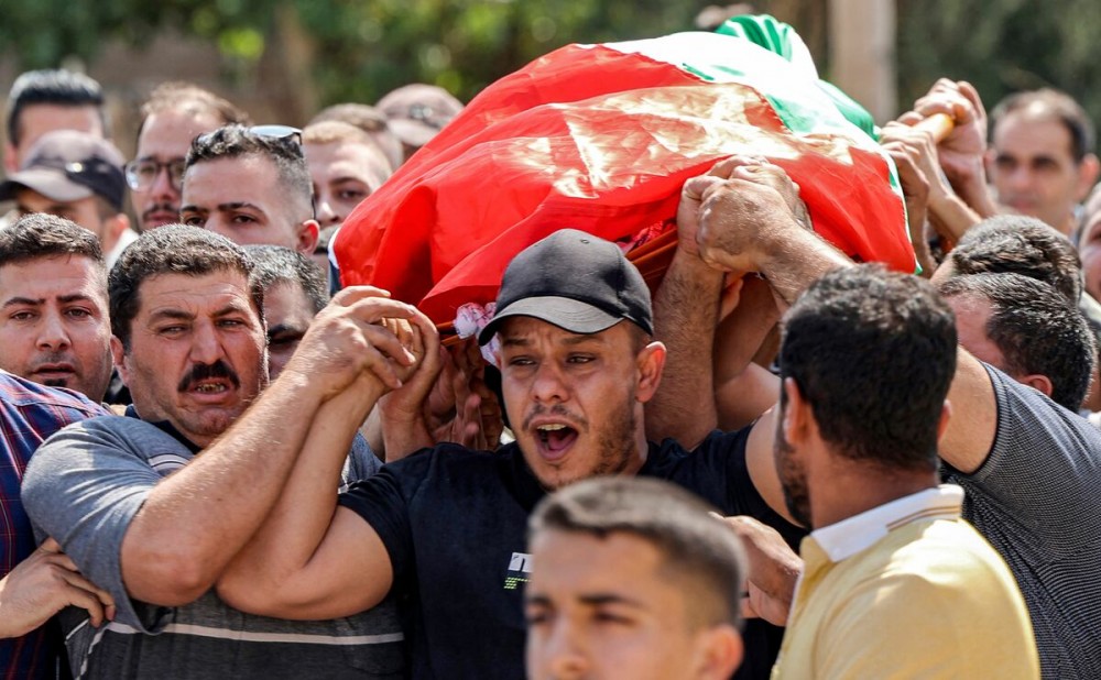 تشيع جثمان الشهيد 
