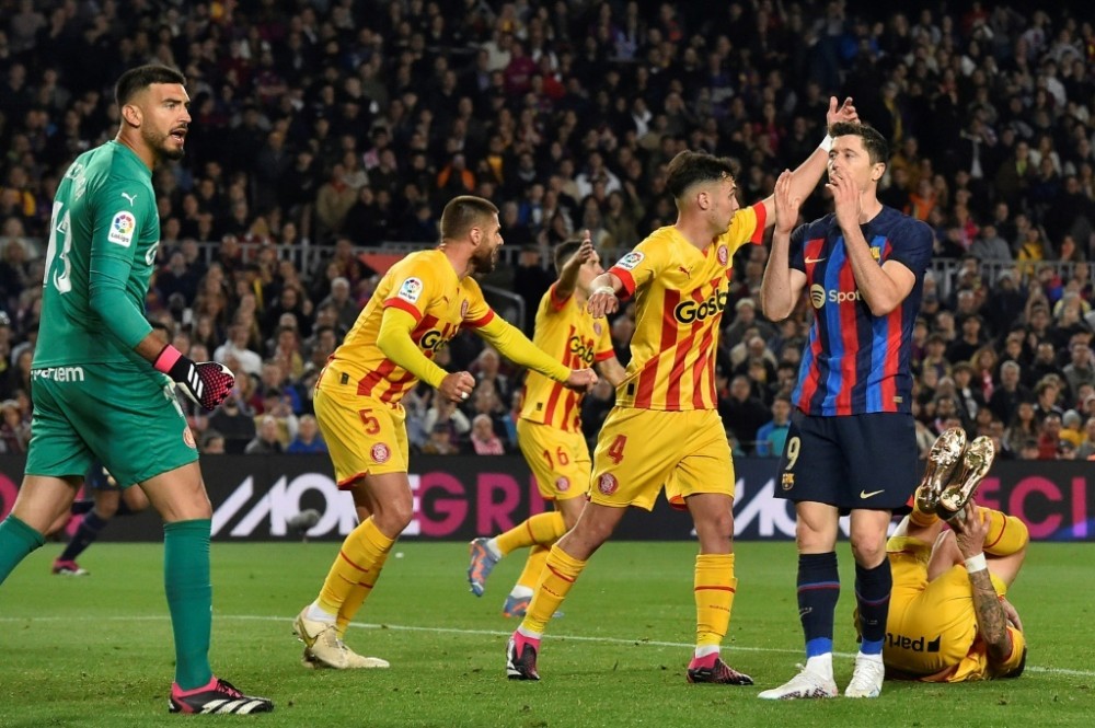  برشلونة العقيم يفرط بفرصة الابتعاد عن ريال بفارق 15 نقطة