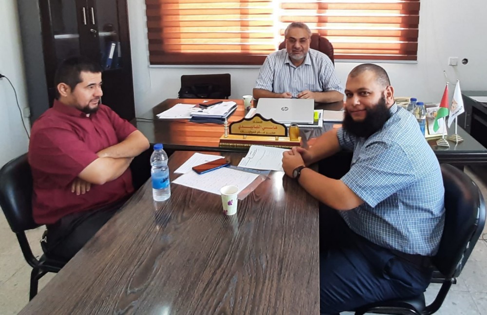 العمل والحكم المحلي تبحثان تطوير آليات احتساب الحقوق العمالية