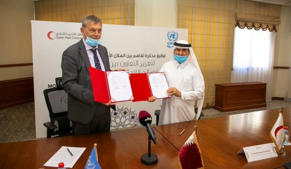 الهلال الأحمر القطري والأونروا يوقّعان اتفاقية لدعم اللاجئين الفلسطينيين
