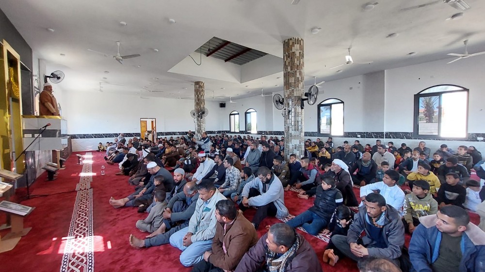 أوقاف رفح تفتتح مسجد أم المؤمنين عائشة وتكرّم حافظين القرآن