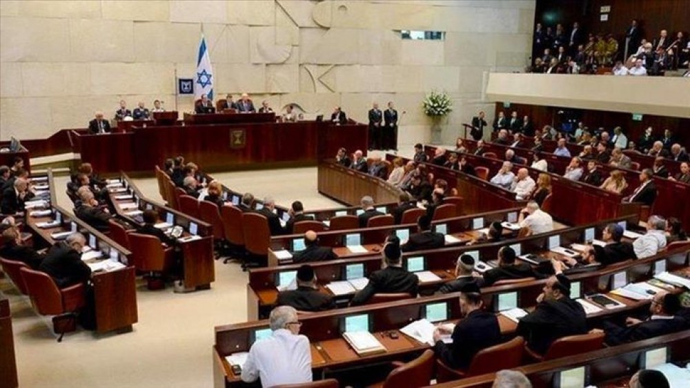الكنيست يصادق على قانون يشرعن التفتيش دون أمر قضائي