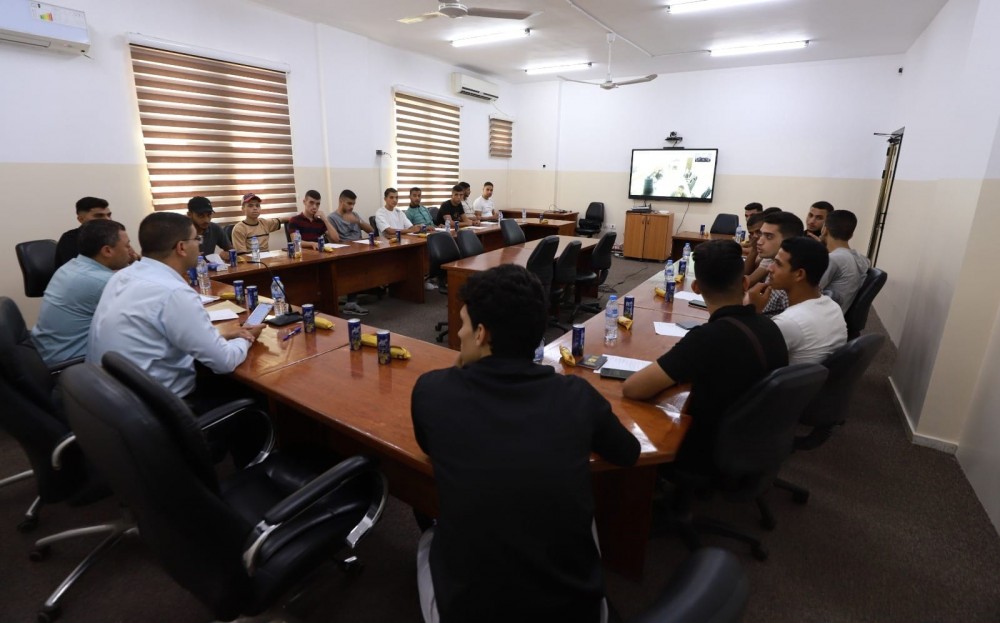 التعليم تُنظم لقاء إرشادياً للطلبة الحاصلين على منح دراسية في دولة المغرب 