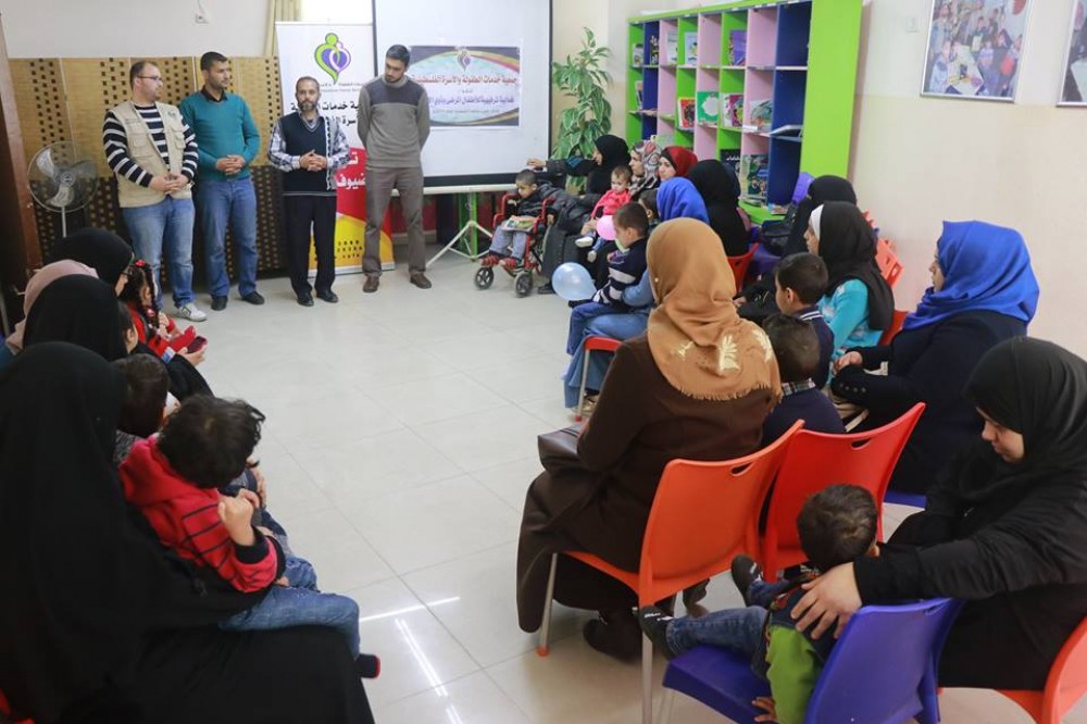 خدمات الطفولة تنظم فعالية ترفيهية للأطفال المرضى وأمهاتهم