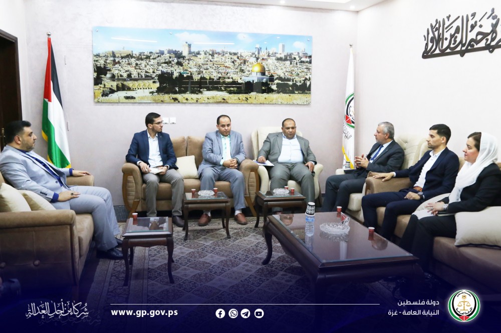 النائب العام يؤكد على استمرار التواصل مع كافة مكونات الجسم النقابي