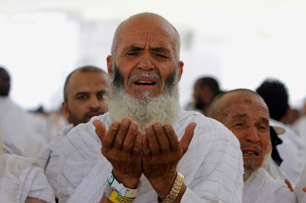 موسم العمرة في غزة مهدد بالفشل
