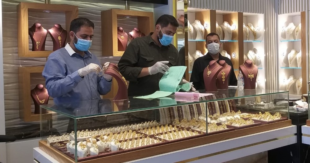 الاقتصاد تجري جولة تفتيشية لمحلات بيع الذهب والمجوهرات برفح