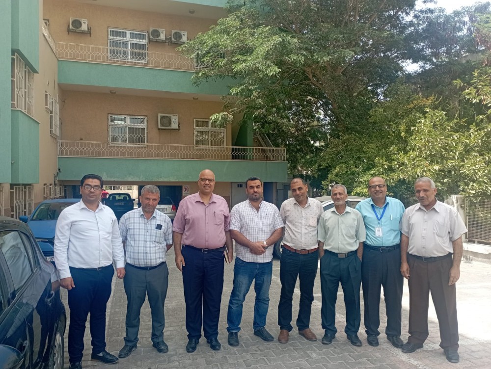 سلطة المياه تناقش الاحتياجات المائية لمستشفى الرنتيسي 