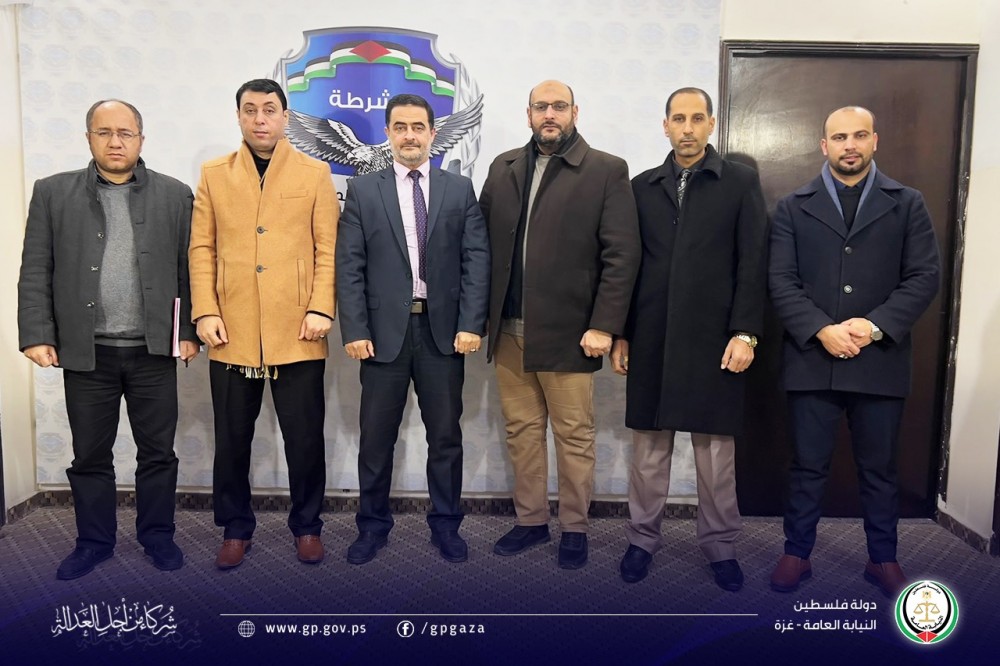 التفتيش القضائي يناقش قضايا مشتركة مع إدارة مكافحة المخدرات