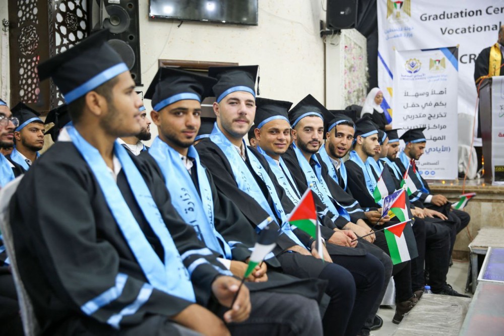 وزارة العمل تحقق آمال طلبة التدريب المهني وتفتح لهم آفاق المستقبل