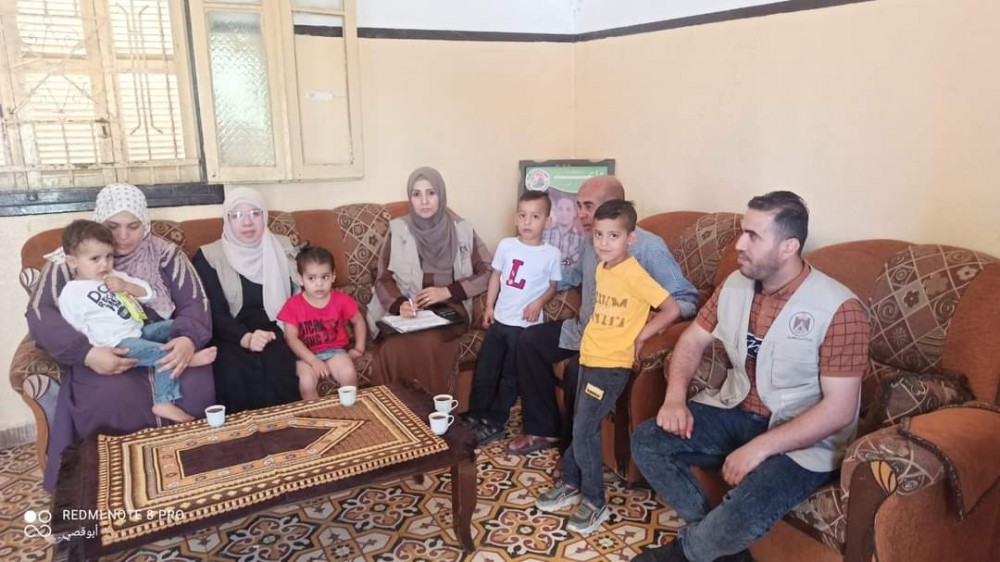  وزارة الأسرى تزور عدداً من أهالي أسرى مدينة بيت حانون    