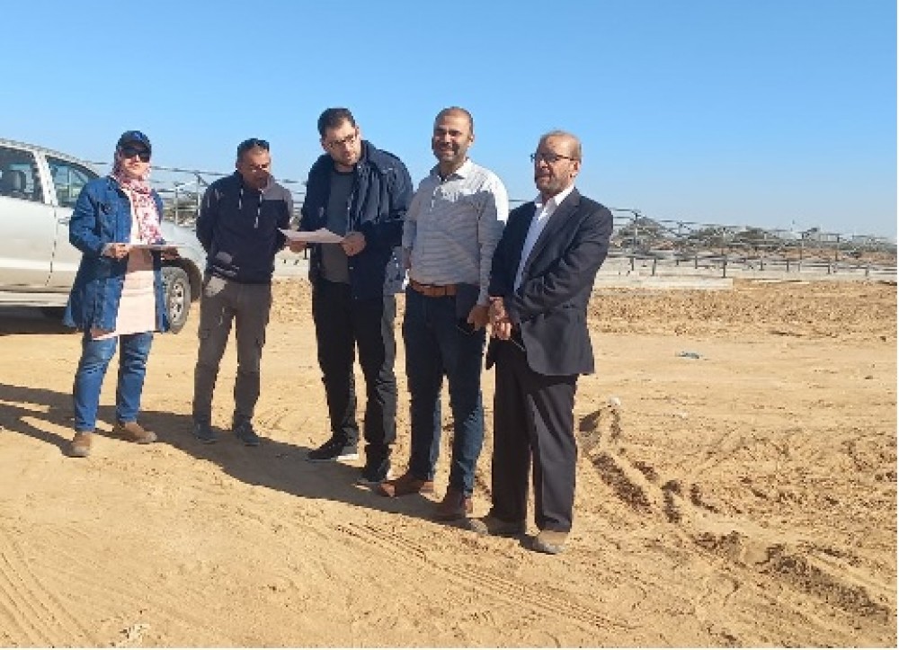  الطاقة تشرف على مشروع محطة طاقة شمسية 