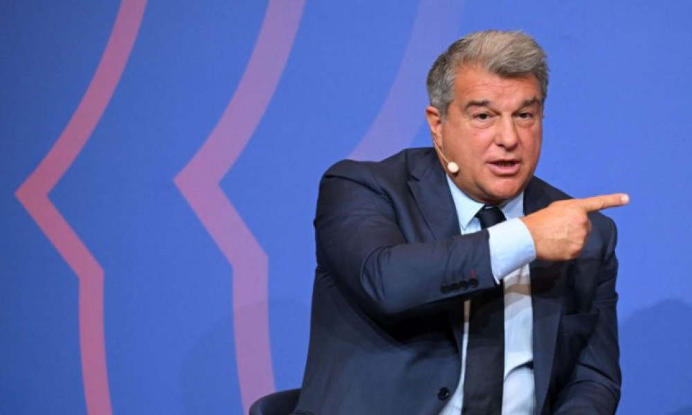 رئيس برشلونة يضاعف أحزان مانشستر يونايتد!