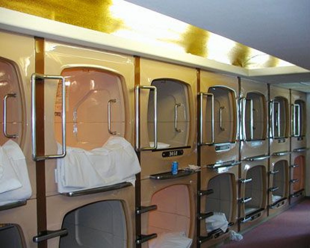 Capsule-Hotels-Japan