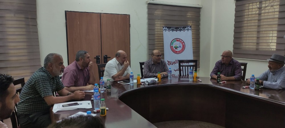 السياحة وبلدية البريج يبحثان تسهيل مهام فريق التنقيب الأثري 