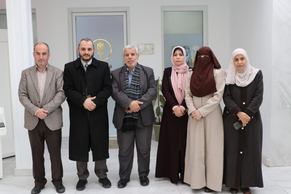 الغصين يهنئ مركز 