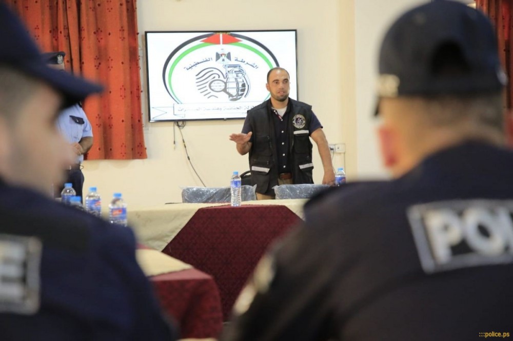شرطة خان يونس تنظم يوماً تدريباً حول التعامل مسرح الجريمة