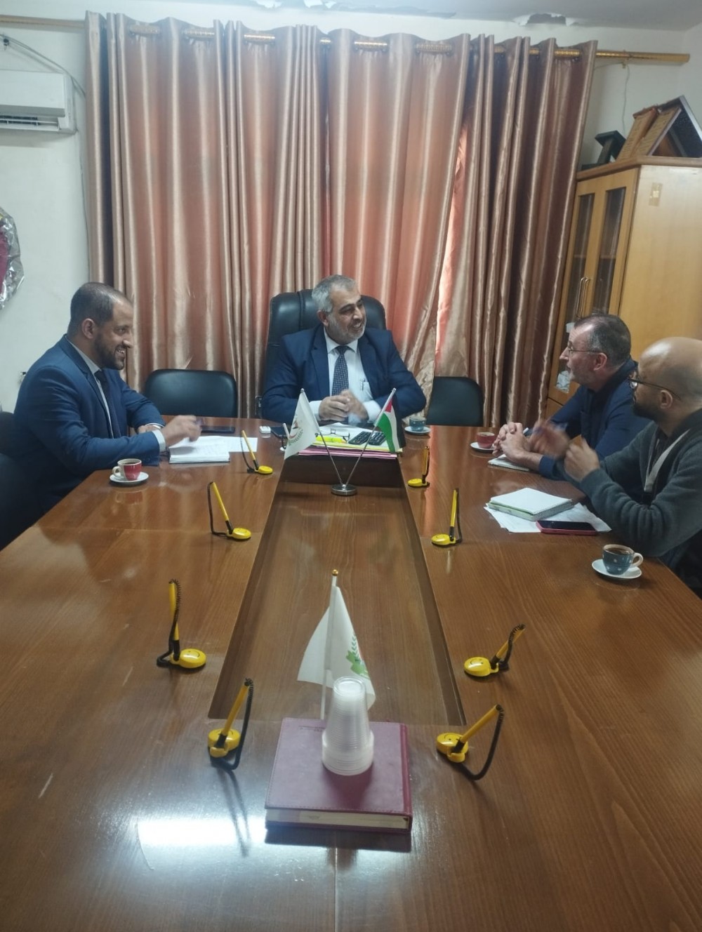  مدير عام التمريض بالصحة يبحث التعاون المشترك مع مؤسسة 