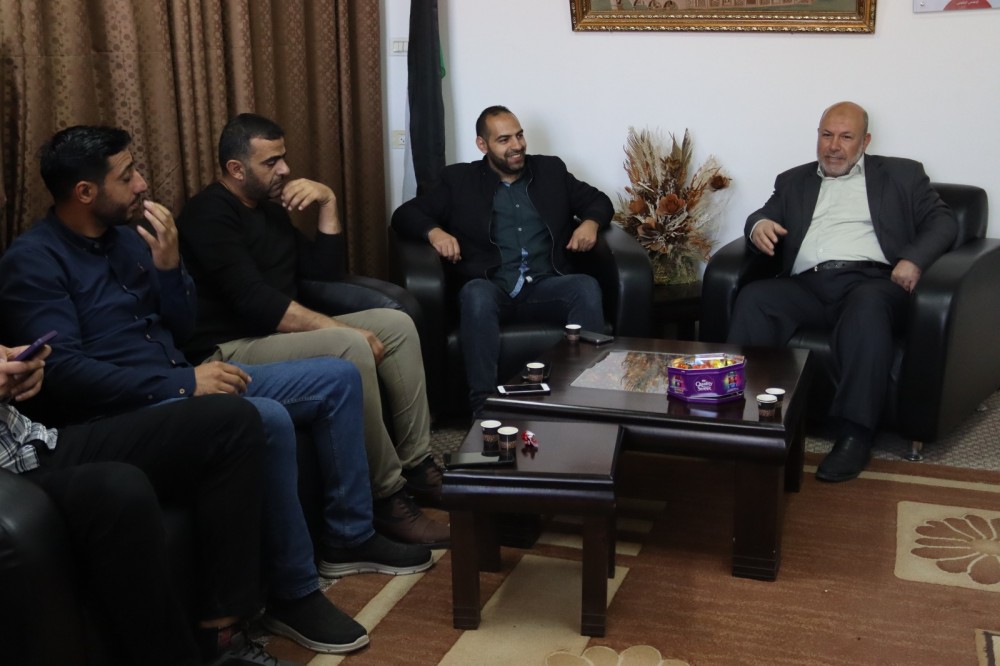 وكيل وزارة السياحة يلتقي مباحث الآثار للمعايدة 