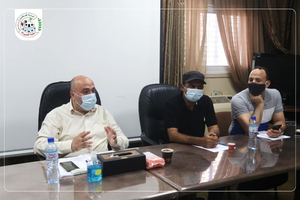  بلدية النصيرات تطالب وكالة الغوث بإعادة خدماتها تجاه المخيمات