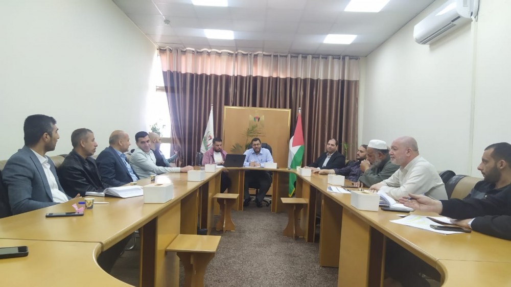 المالية تشارك في جلسة تمهيدية لعطاء شراء خدمة التوليد لصالح وزارة الصحة 