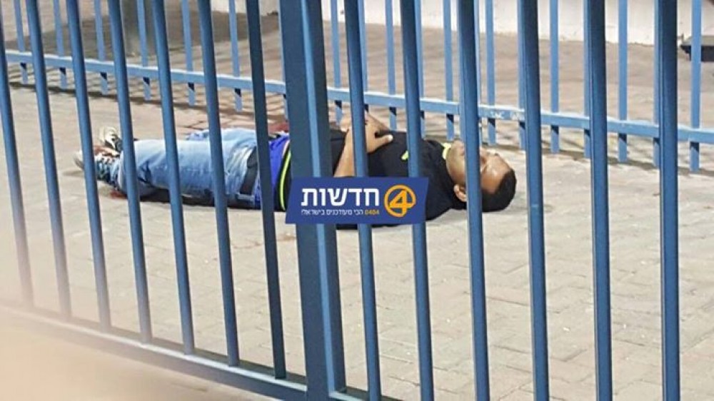 صورة للشاب الذي زعم الاحتلال تنفيذه لعملية طعن في القدس على حاجز قلنديا 