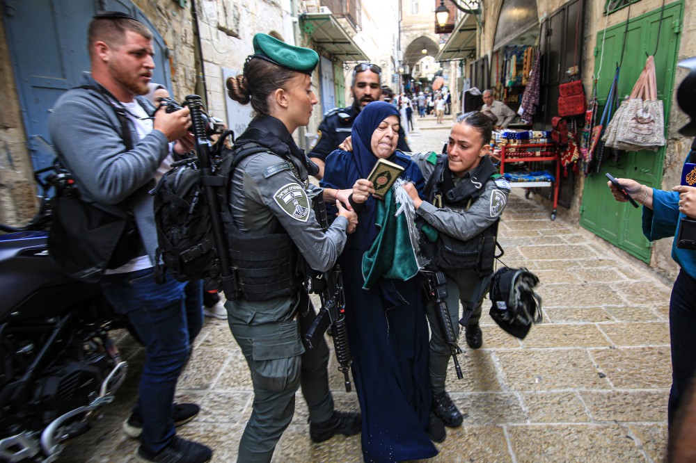 انتهاكات الاحتلال في القدس والأقصى (2)