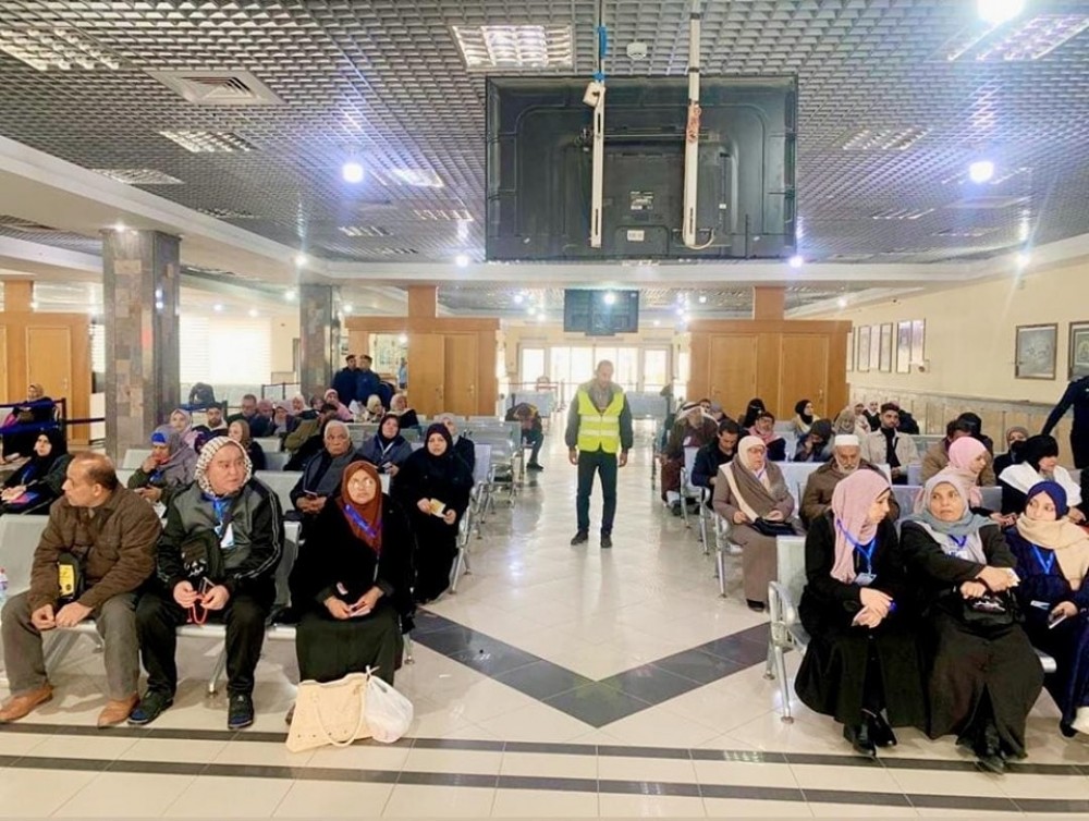 جانب من تسهيل مغادرة فوج المعتمرين 