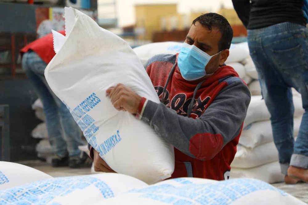 قطر تتبرع بمليون ونصف دولار دعماً للمعونة الغذائية لغزة