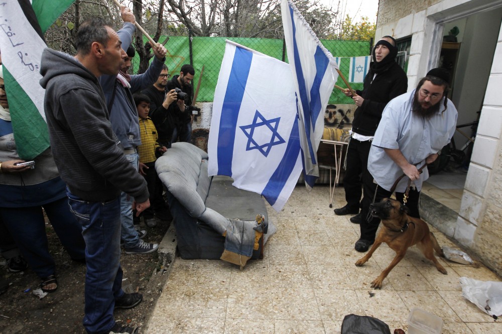 2011-12-30t120000z_200327495_gm1e7cv04l501_rtrmadp_3_palestinians-israel-scaled