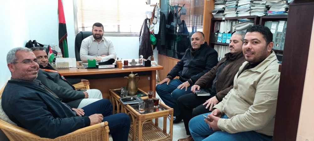 سلطة المياه تناقش نتائج فحوصات جودة مياه أحواض ترشيح الأمطار 