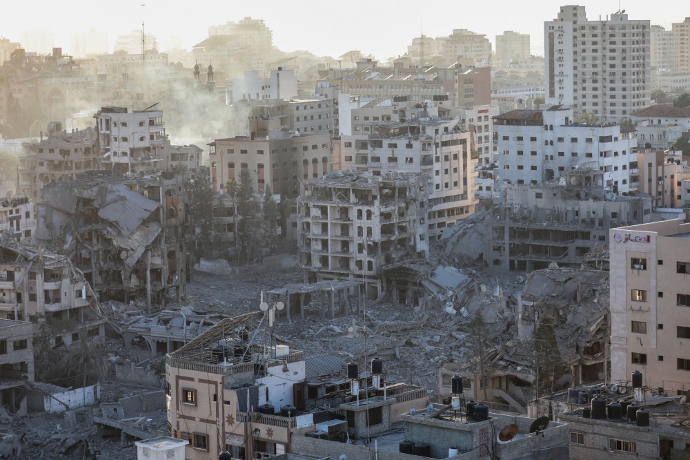 قطر تشدد على ضرورة تواصل دخول قوافل الإغاثة إلى غزة