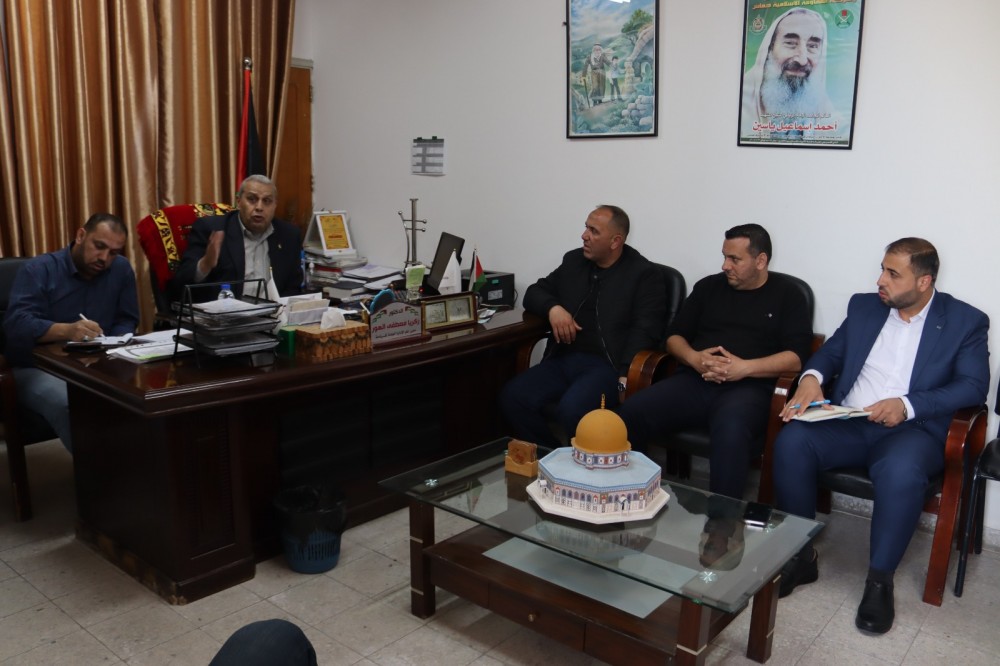 وزارة السياحة والآثار تجتمع بأصحاب المنشآت السياحية