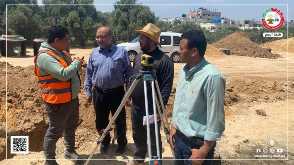 إنشاء شبكة صرف صحي في منطقة بلوك ٨ بالبريج