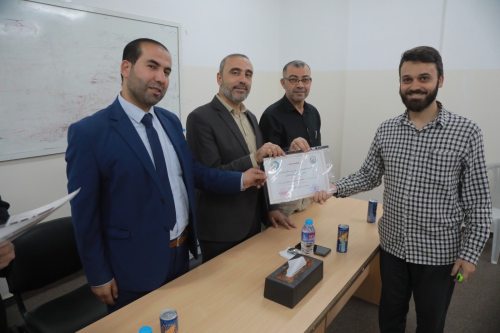 الأوقاف تكرّم خريجي دورة (الأنظمة المالية المعمول بها في فلسطين)