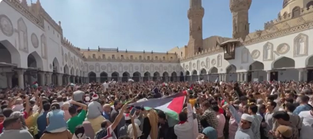 وقفة أمام الأزهر بالقاهرة دعماً لغزة وفلسطين 