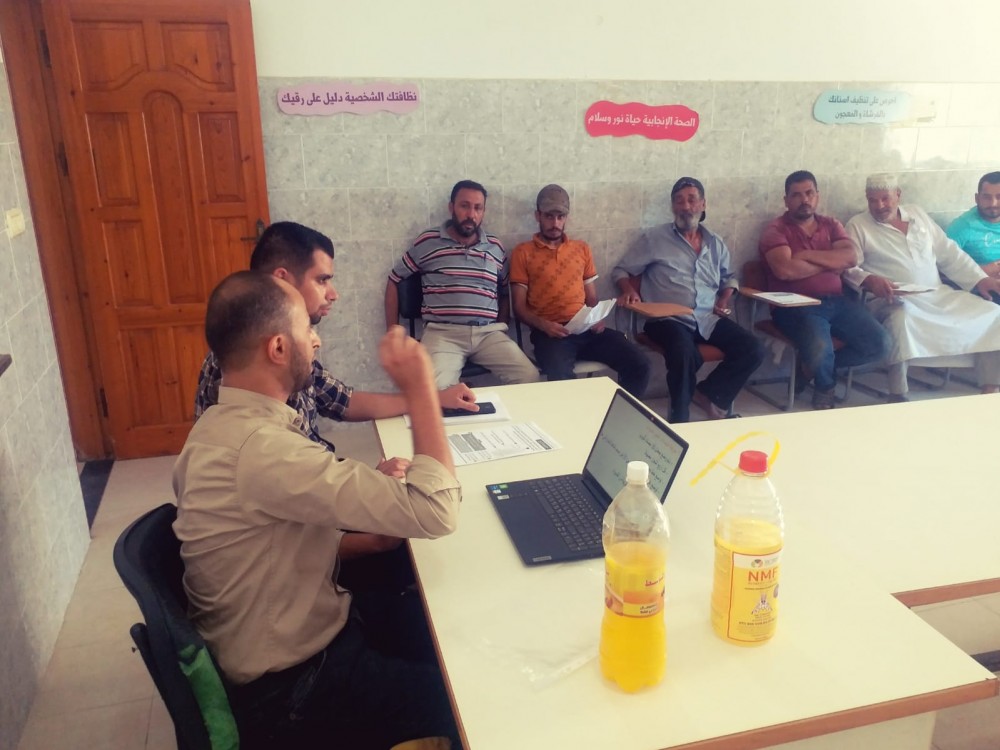  الزراعة تعقد ‏ندوة برفح حول المصائد الجاذبة لذبابتي الفاكهة والزيتون