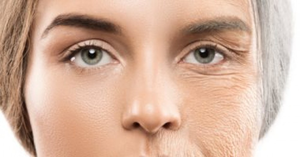 عادات تعجل بظهور علامات التقدم فى العمر سريعا.. أبرزها تناول الحلويات