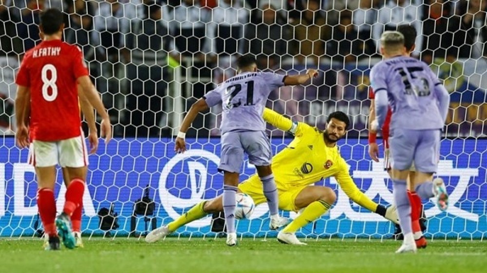 ريال مدريد يهزم الأهلي برباعية ويلاقي الهلال بالنهائي