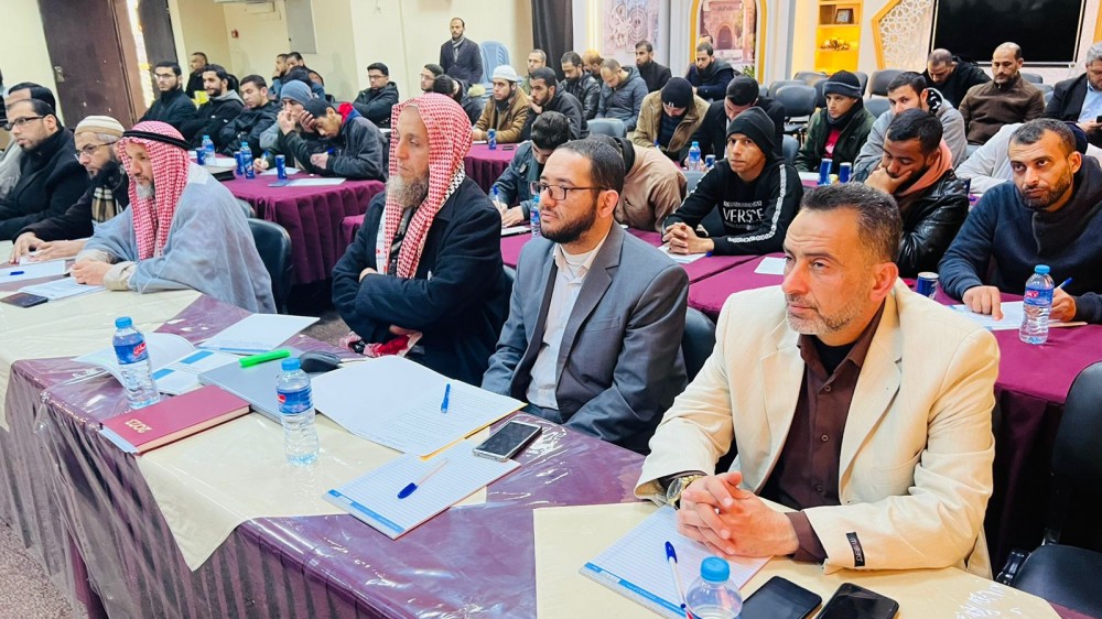 الأوقاف تنفّذ يومًا دراسيًّا بعنوان (تهويد التعليم في مدينة القدس)