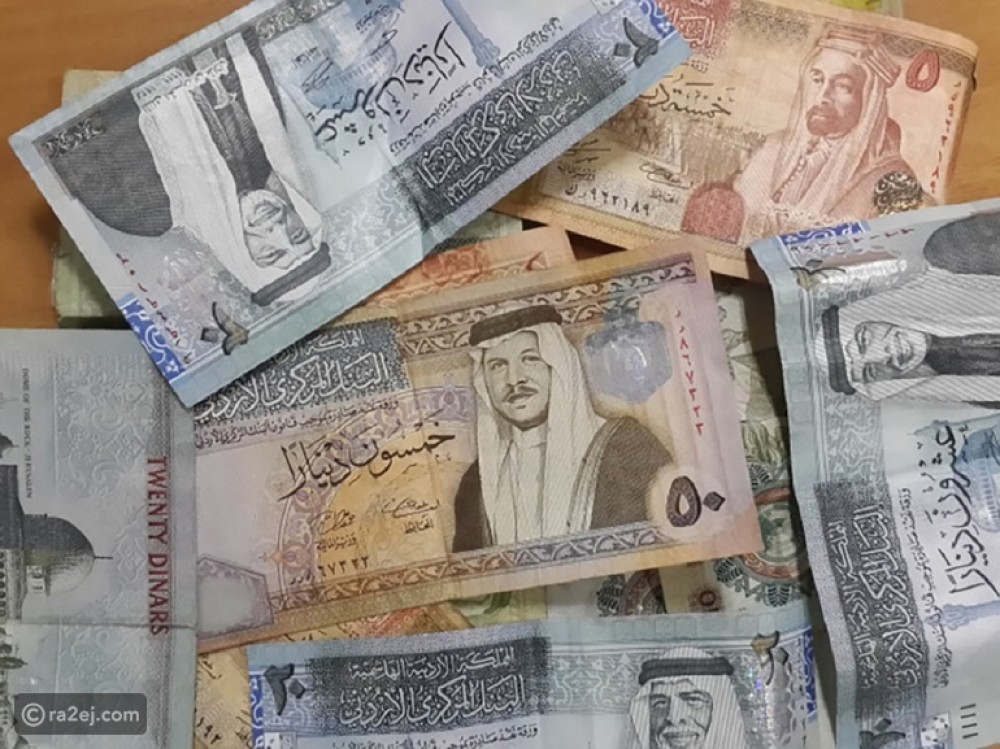 مواطن أردني يجبر زوجته على ابتلاع 10 دنانير مع الزبادي: ما القصة؟