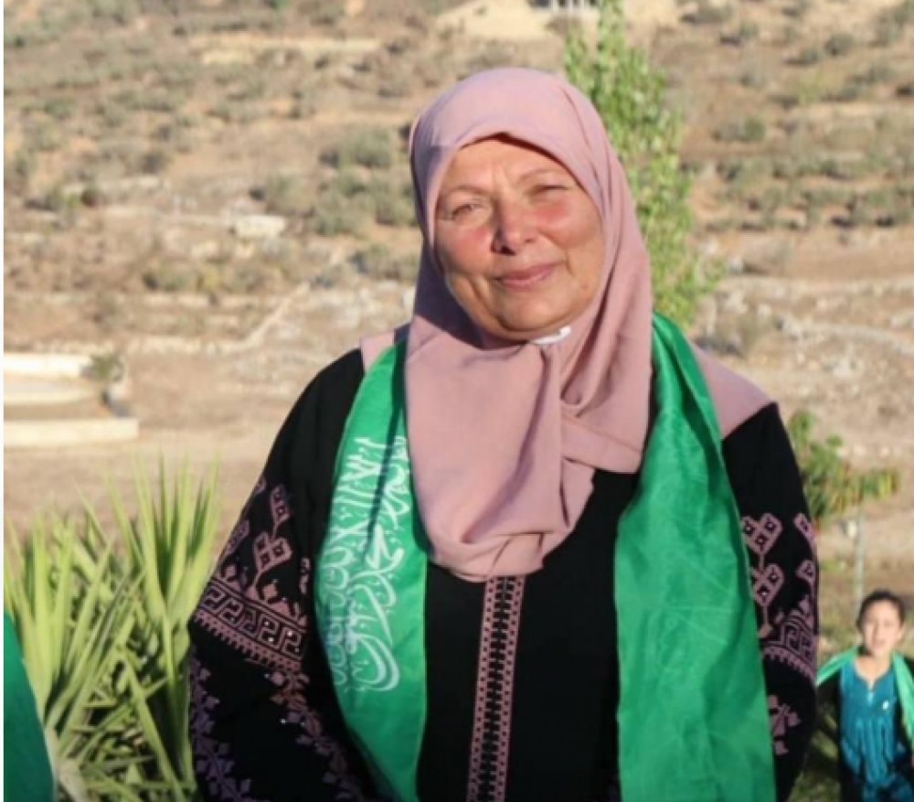 وزارة المرأة تندد باعتقال المسنة حنان البرغوثي 