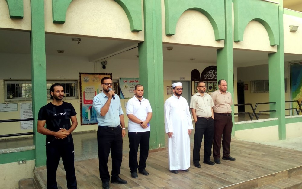 مدرسة الأوقاف الشرعية للبنين تستقبل وفداً من وحدة التعليم الشّرعي