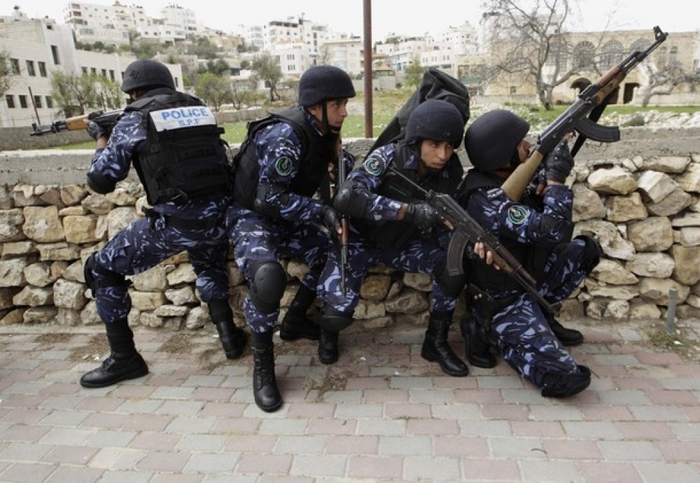 الشرطة الفلسطيينة في الضفة