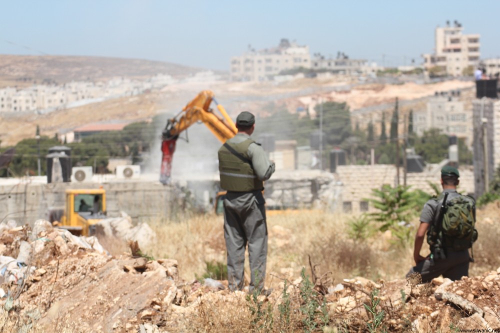 الاحتلال يهدم منزل